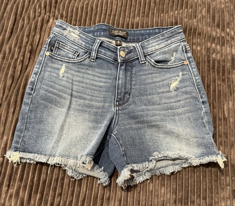 Judy Blue Women's Medium Rise Jean Shorts Raw Hem Size Small